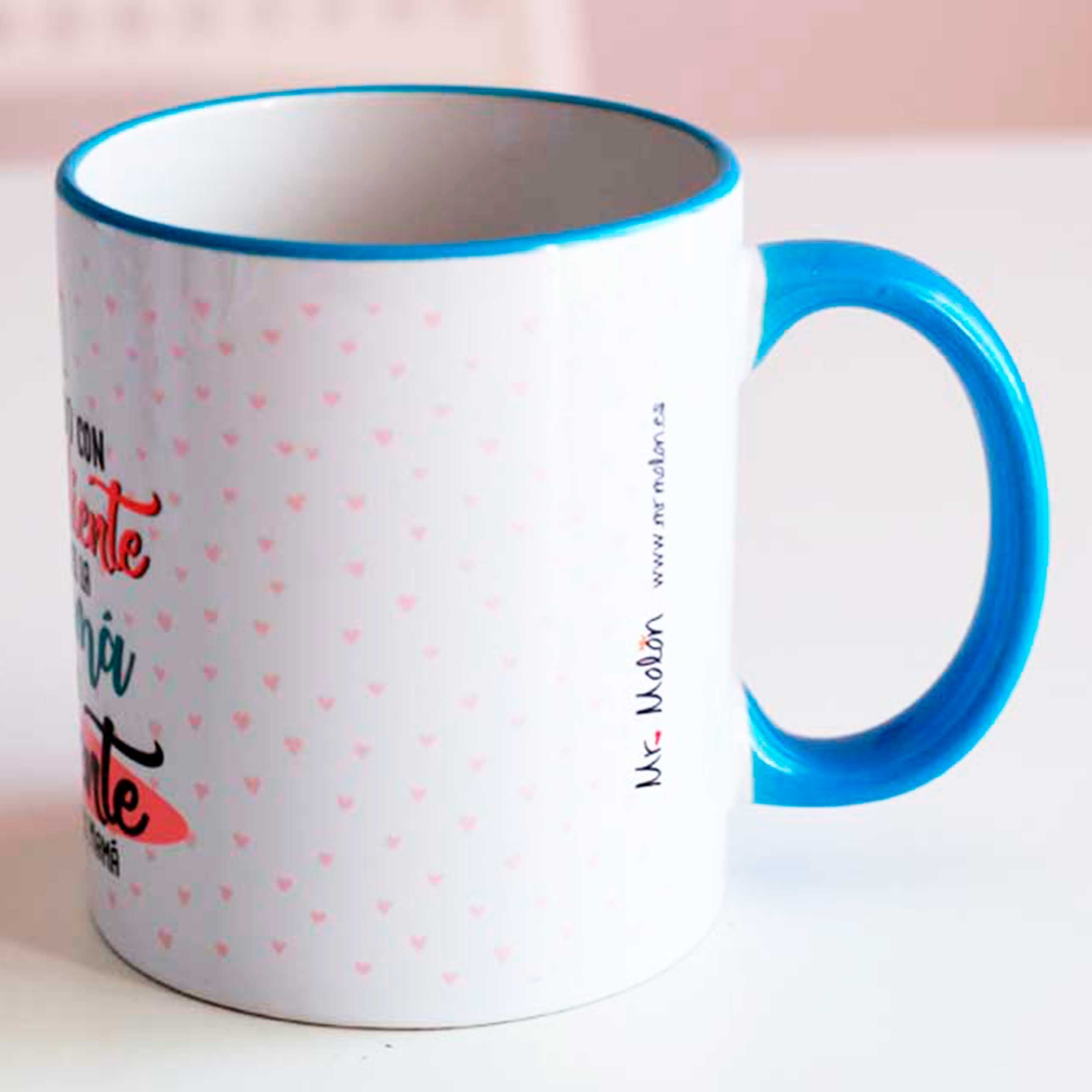 TAZA "APROBADO CON SOBRESALIENTE POR SER LA MAMÁ MAS VALIENTE"