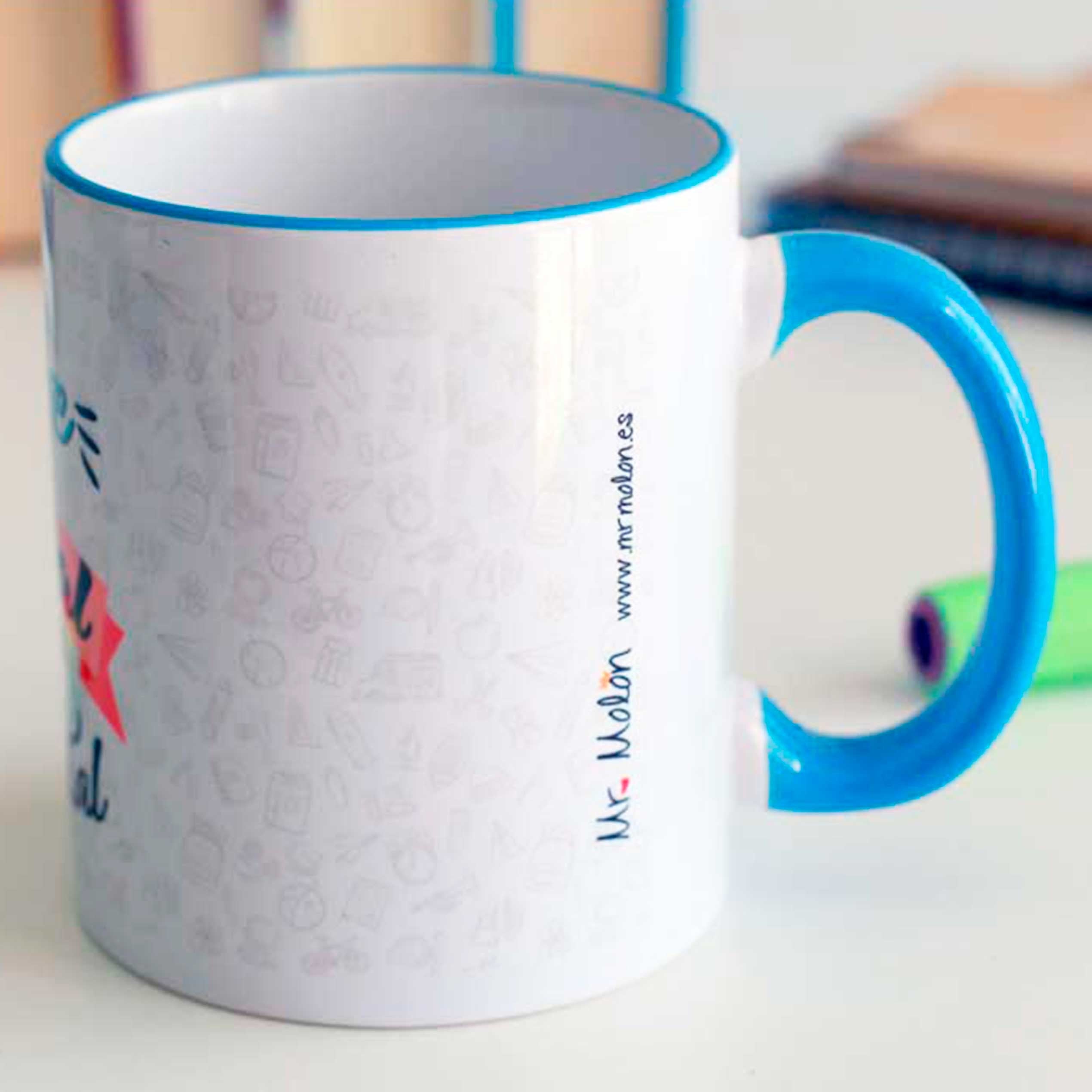 Taza "PROFE MÁS GENIAL DEL MUNDO MUNDIAL"
